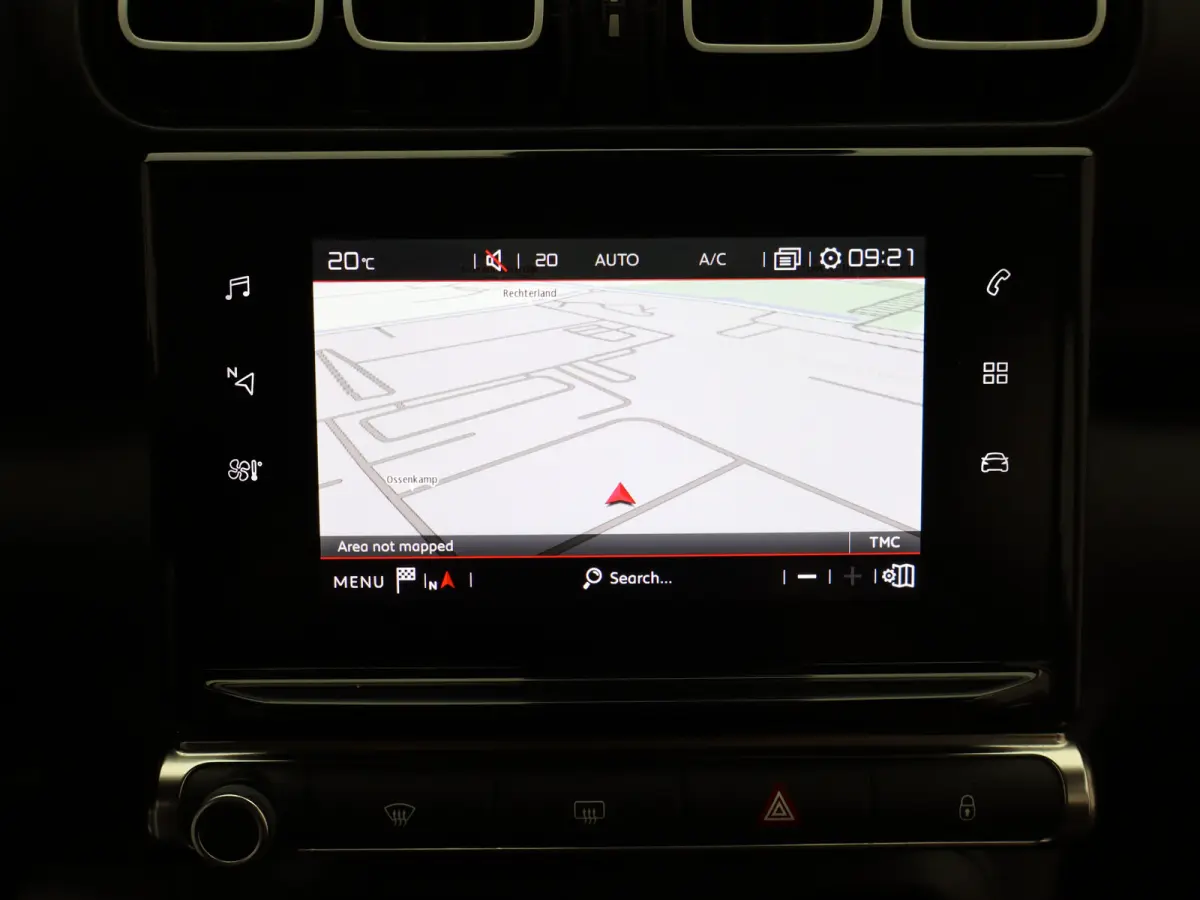 1.2 PureTech Shine | Automaat | Carplay | Parkeersensoren Voor en Achter | Navi | Clima | Stoelverwarming | 16" LMV