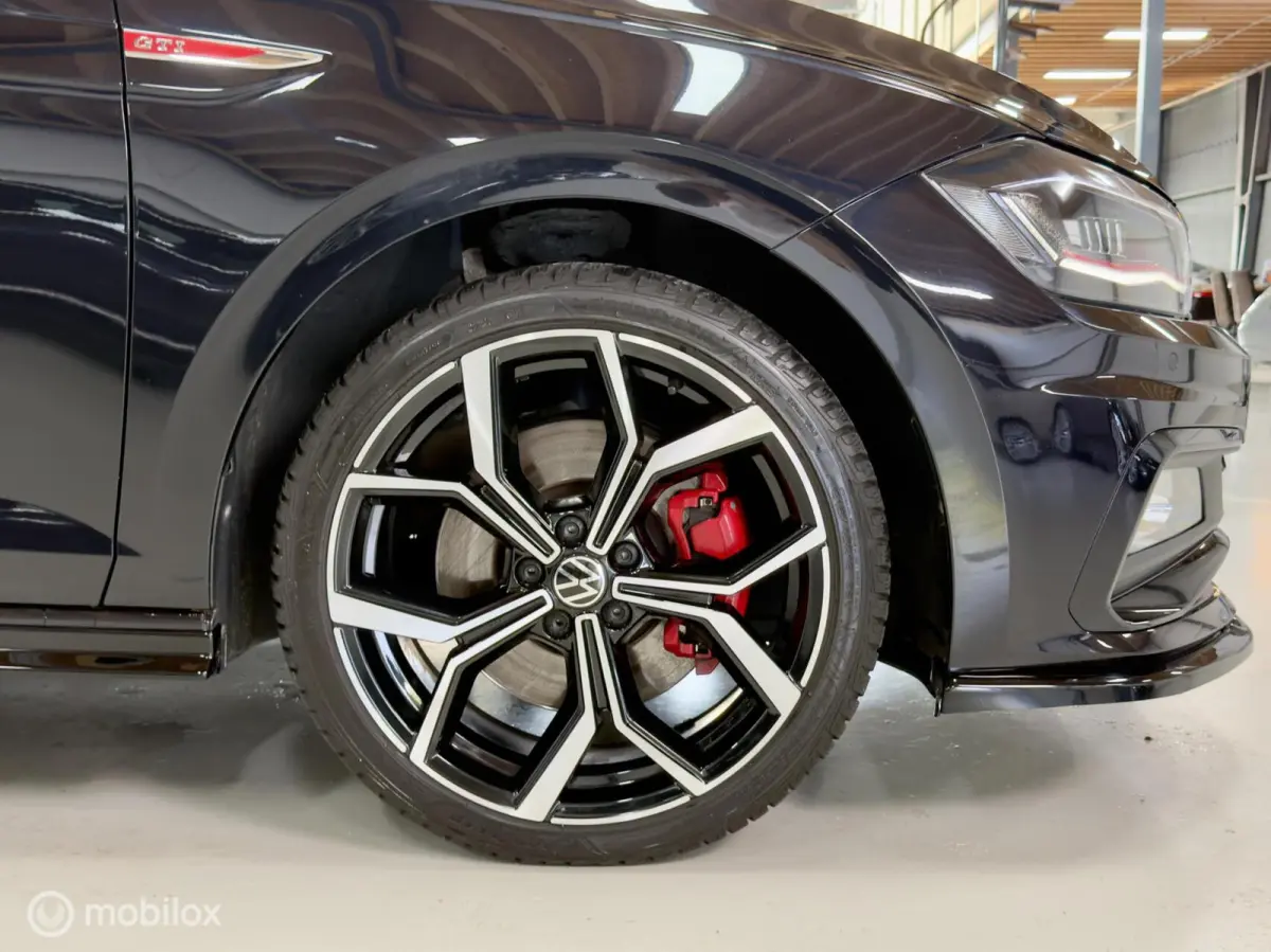2.0 TSI GTI | Pano | Beats | ACC | IQ Drive | 18" | Maxton Design | Digital Cockpit | Sfeer | Parksensor | Apple- & Android Carplay | 200PK