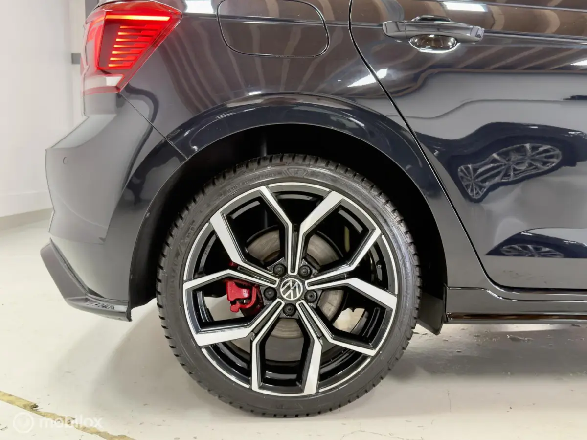 2.0 TSI GTI | Pano | Beats | ACC | IQ Drive | 18" | Maxton Design | Digital Cockpit | Sfeer | Parksensor | Apple- & Android Carplay | 200PK