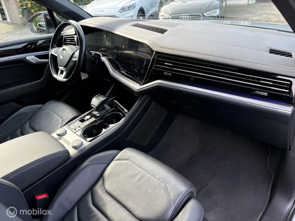 3.0 TSI R-Line|LUXE|MASSAGE|MATRIX|MAXTON