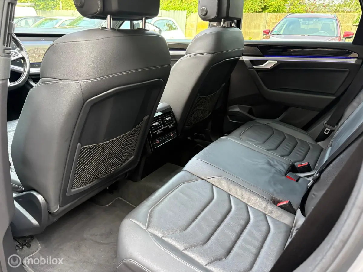 3.0 TSI R-Line|LUXE|MASSAGE|MATRIX|MAXTON