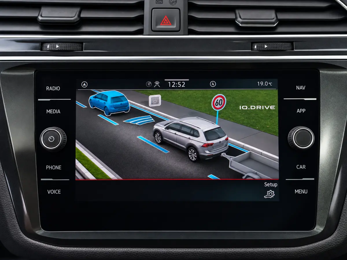 1.5 TSI R-Line|7P|PANO|CAM|ACC|19