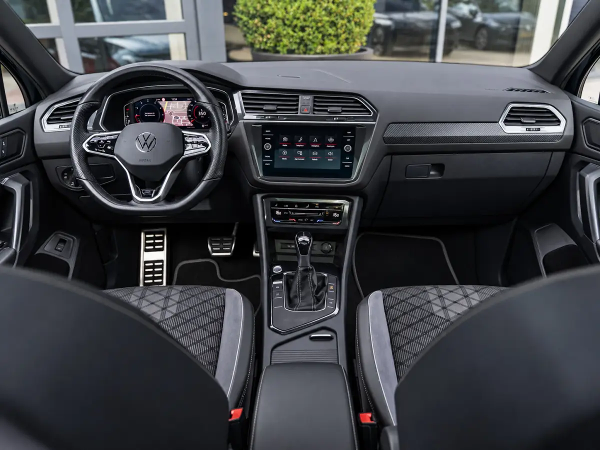 1.5 TSI R-Line|7P|PANO|CAM|ACC|19