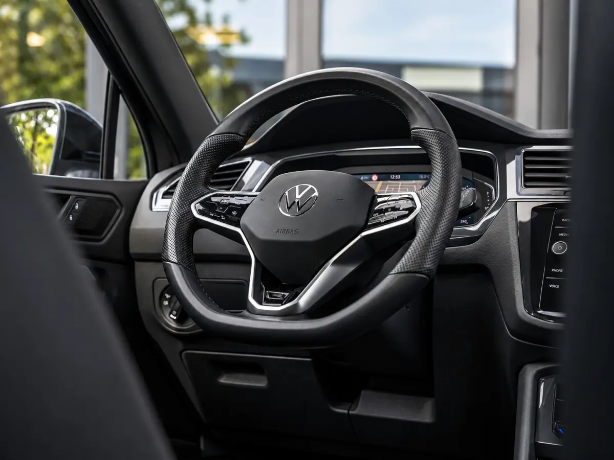 1.5 TSI R-Line|7P|PANO|CAM|ACC|19