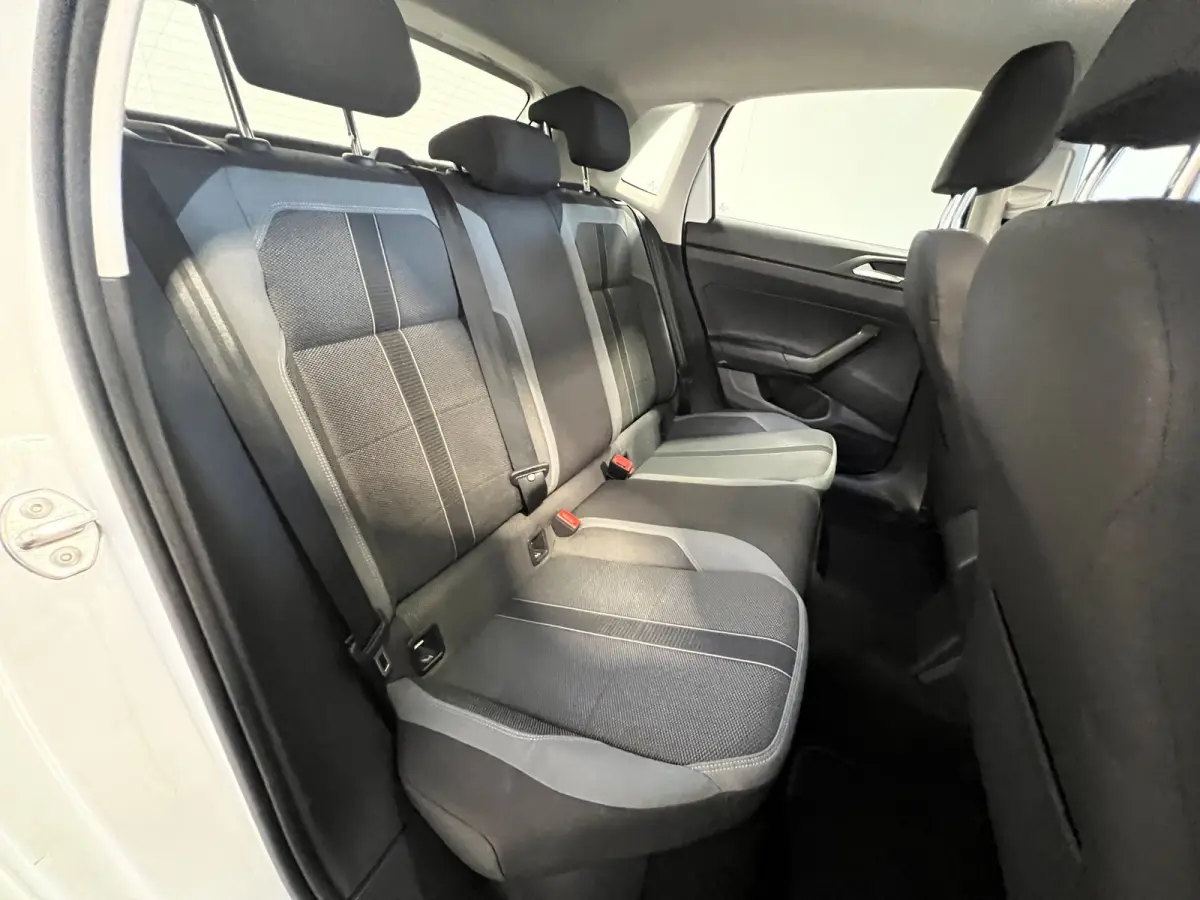 1.0 TSI Highline Panoramadak | Navigatie/Android/Apple Carplay | LM Velgen 17" |