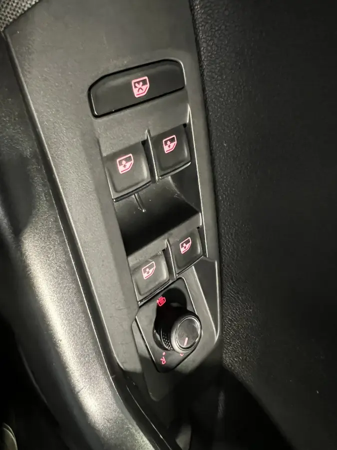 1.0 TSI Highline Panoramadak | Navigatie/Android/Apple Carplay | LM Velgen 17" |