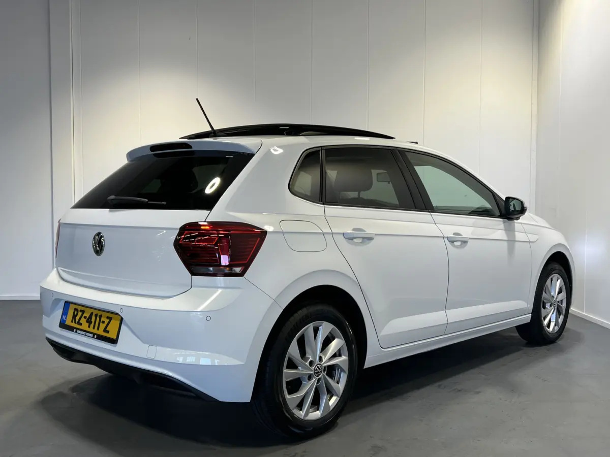1.0 TSI Highline Panoramadak | Navigatie/Android/Apple Carplay | LM Velgen 17" |