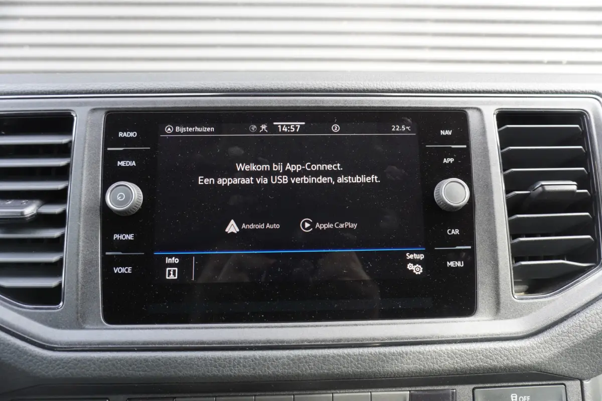 140pk Automaat L3H2/L2H1 Apple carplay Trekhaak Navigatie Camera Airco Imperiaal