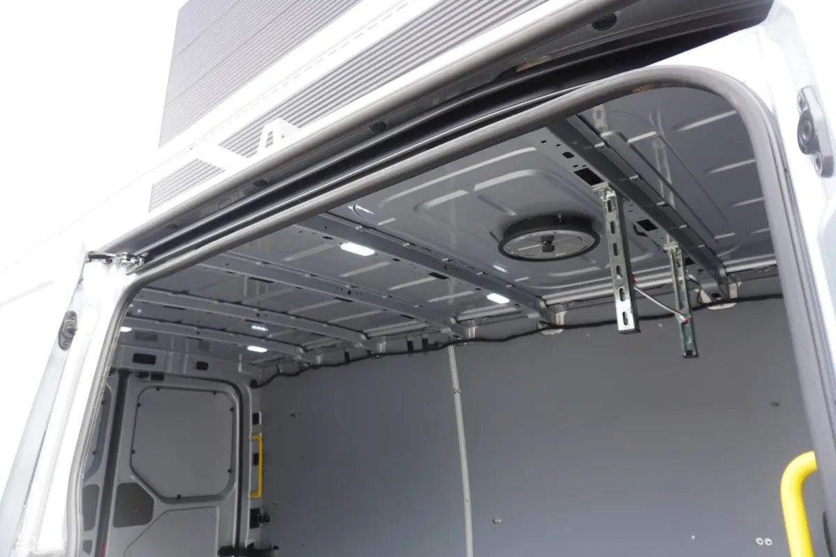 140pk Automaat L3H2/L2H1 Apple carplay Trekhaak Navigatie Camera Airco Imperiaal