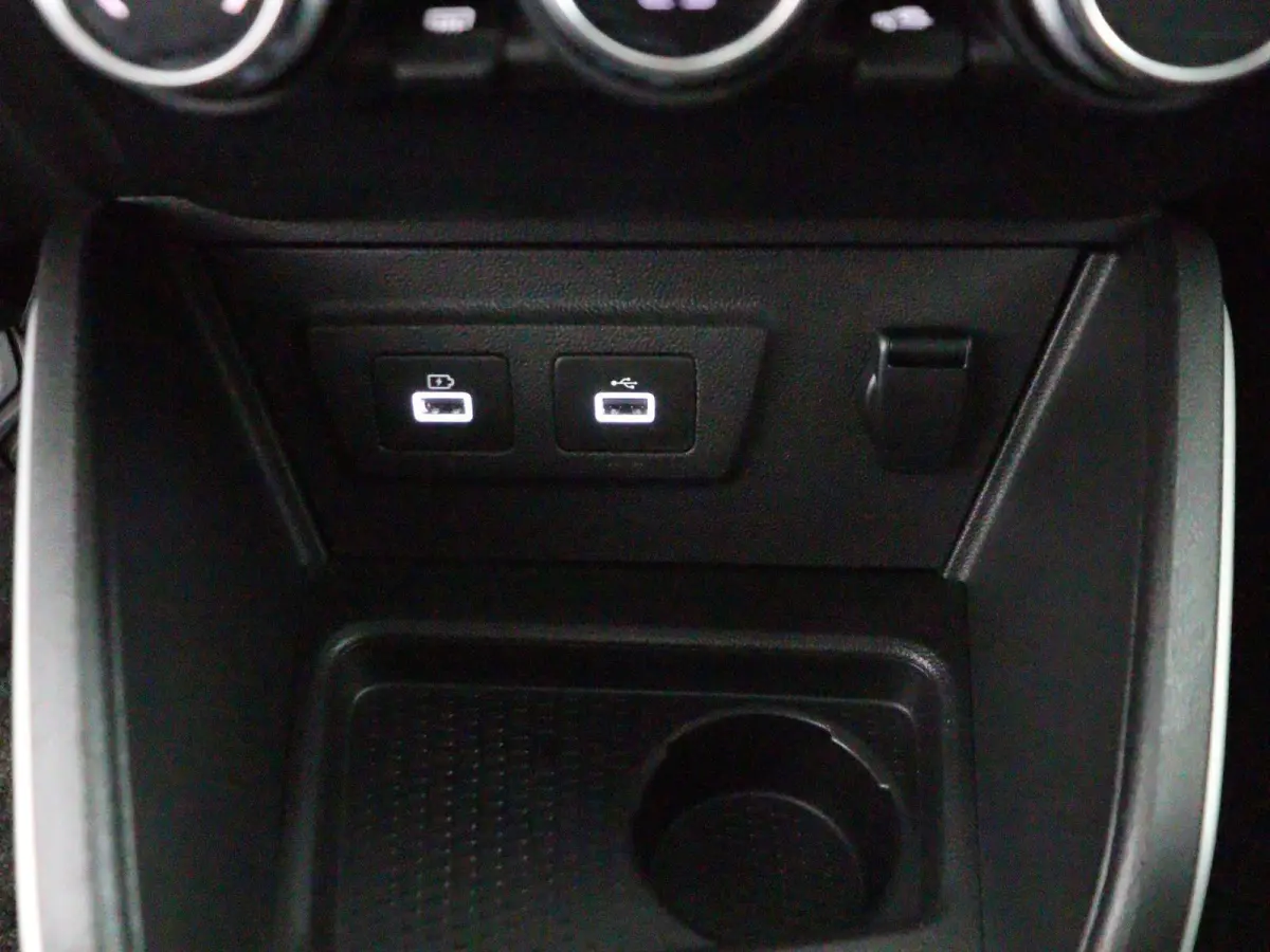 TCe 150 EDC Prestige | AUTOMAAT | 360 Camera | Keyless Entry |