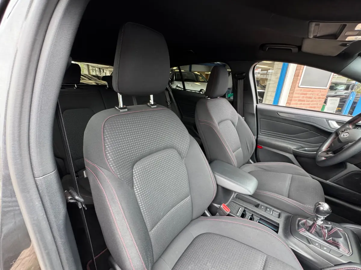 1.0 EcoBoost ST Line 2019 NAVI CLIMA NAP!