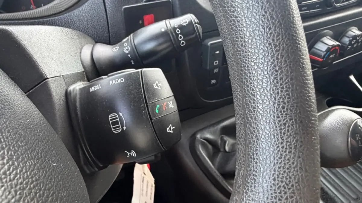2.3 DCI 96KW 131PK L2H2 EURO 6 AIRCO/ CRUISE CONTROL/ TREKHAAK/ 100% DEALERONDERHOUDEN