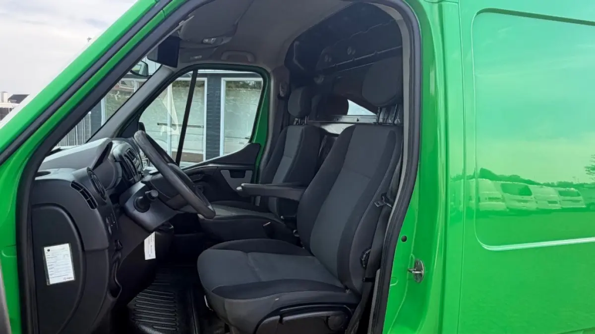 2.3 DCI 96KW 131PK L2H2 EURO 6 AIRCO/ CRUISE CONTROL/ TREKHAAK/ 100% DEALERONDERHOUDEN