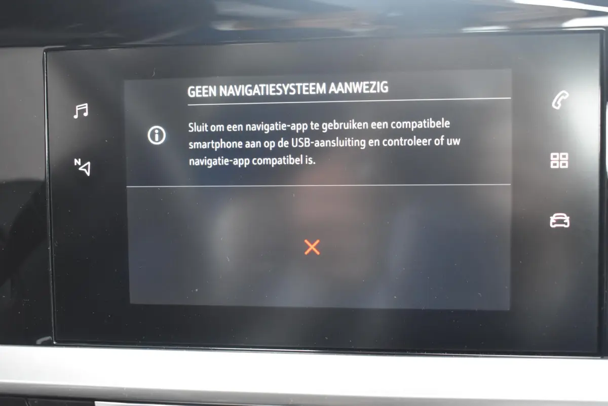 1.2 Elegance 100pk | Stoelverwarming | LMV | Apple CarPlay/Android Auto | Camera | PDC