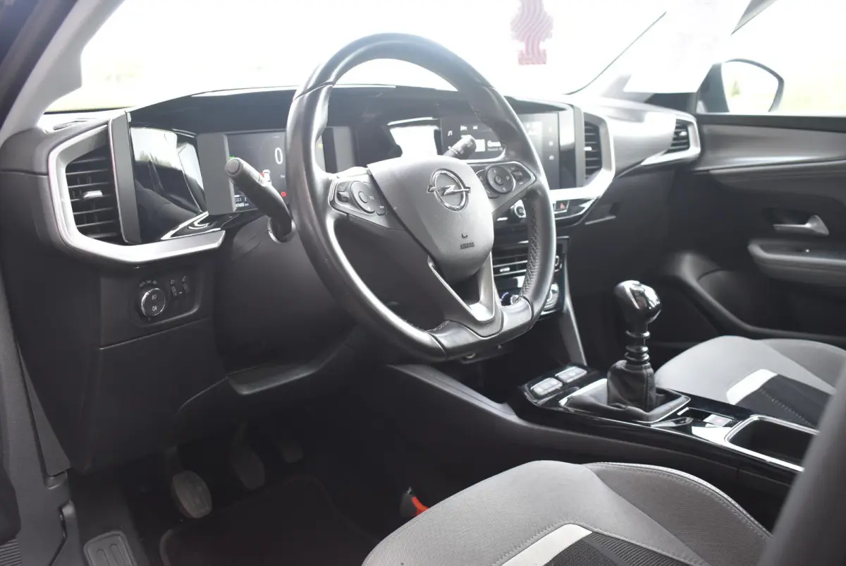 1.2 Elegance 100pk | Stoelverwarming | LMV | Apple CarPlay/Android Auto | Camera | PDC