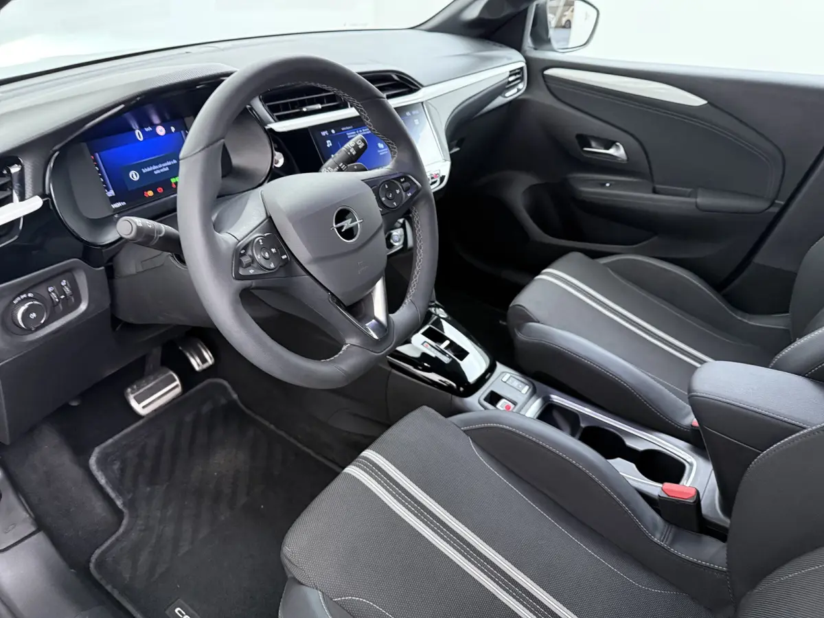1.2 Turbo Hybrid GS | Achteruitrijcamera | Apple Carplay/Android Auto|telefoonintegratie premium | Centrale deurvergrendeling met afstandsbediening