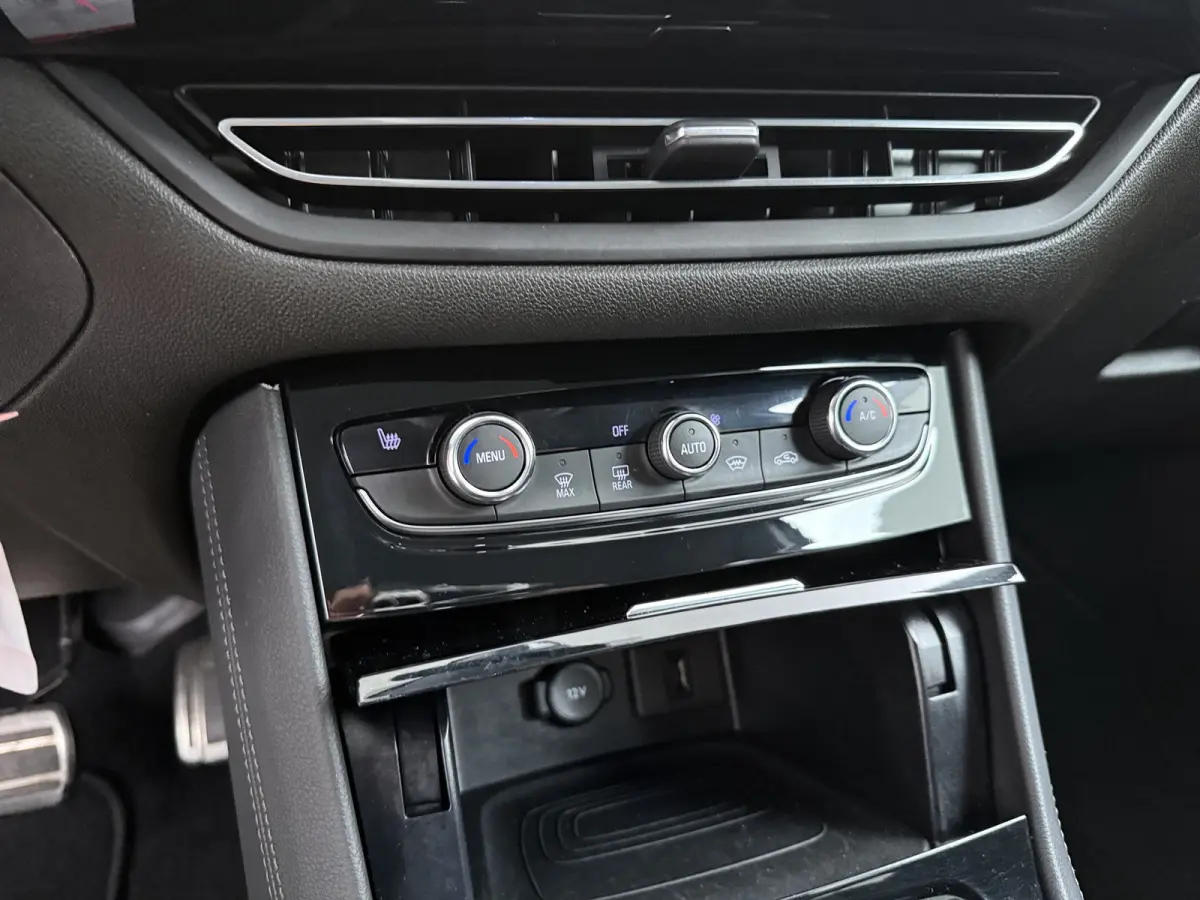 1.2 Turbo GS | Apple Carplay/Android Auto|telefoonintegratie premium | Cruise control | Electronic climate controle