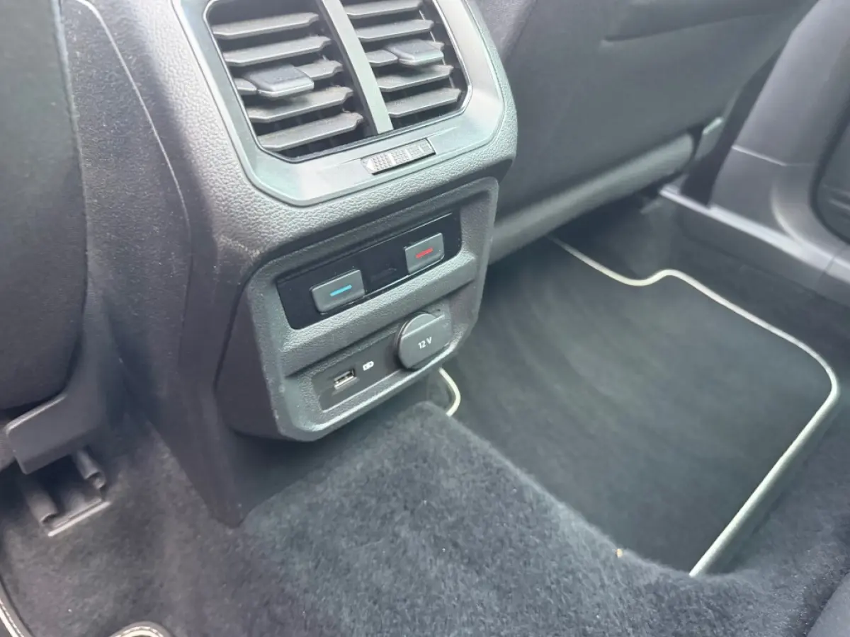 2.0 TSI 4M. HL BUS R