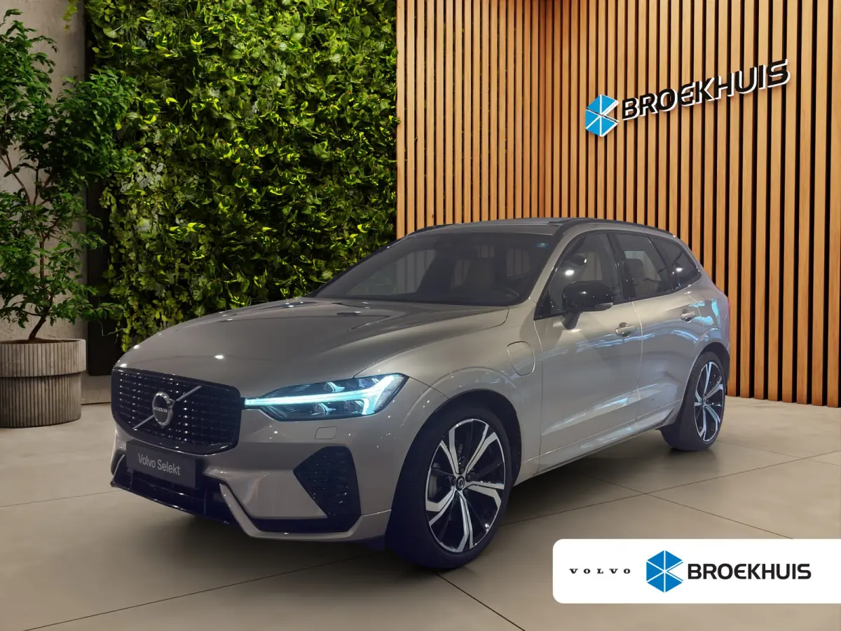 2.0 T6 Plug-in hybrid AWD Ultimate Dark