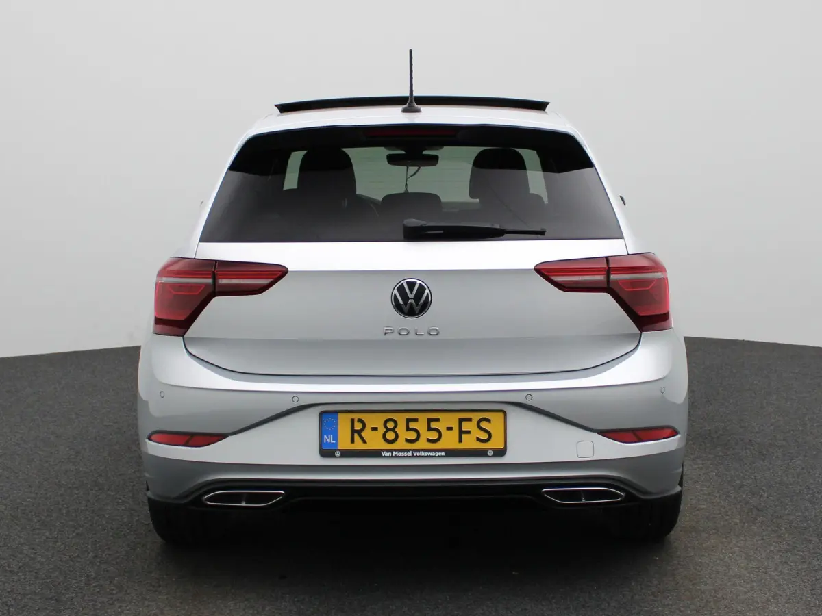 1.0 TSI R-Line 95 PK| Origineel Nederlands | 1e Eigenaar | Dealeronderhouden | Panoramadak |  LED Matrix | Stoelverwarming | Achteruitrijcamera | Keyless Access | Navigatie | Climatronic