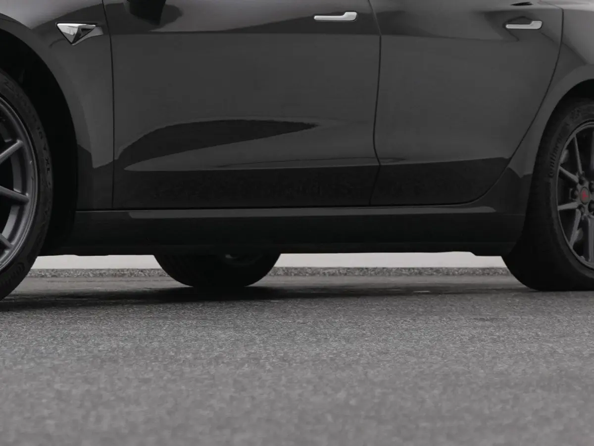 Standard RWD Plus 60 kWh | PANO | AUTOPILOT | STOELVERWARMING