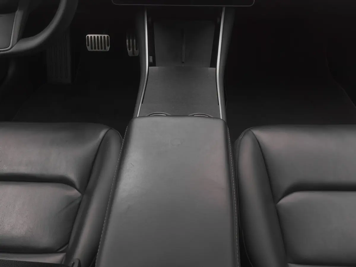 Standard RWD Plus 60 kWh | PANO | AUTOPILOT | STOELVERWARMING