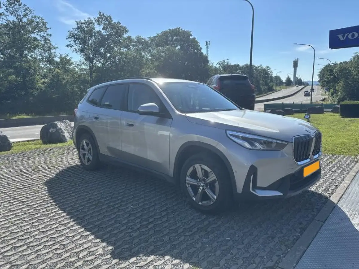 sDRIVE18i AUTOMAAT Leder | Winterpakket | Carplay/Android | Sportstoelen