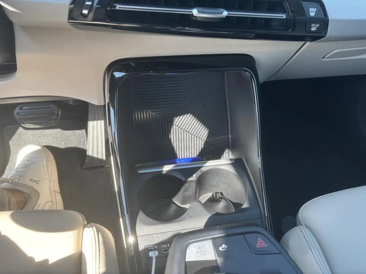 sDRIVE18i AUTOMAAT Leder | Winterpakket | Carplay/Android | Sportstoelen