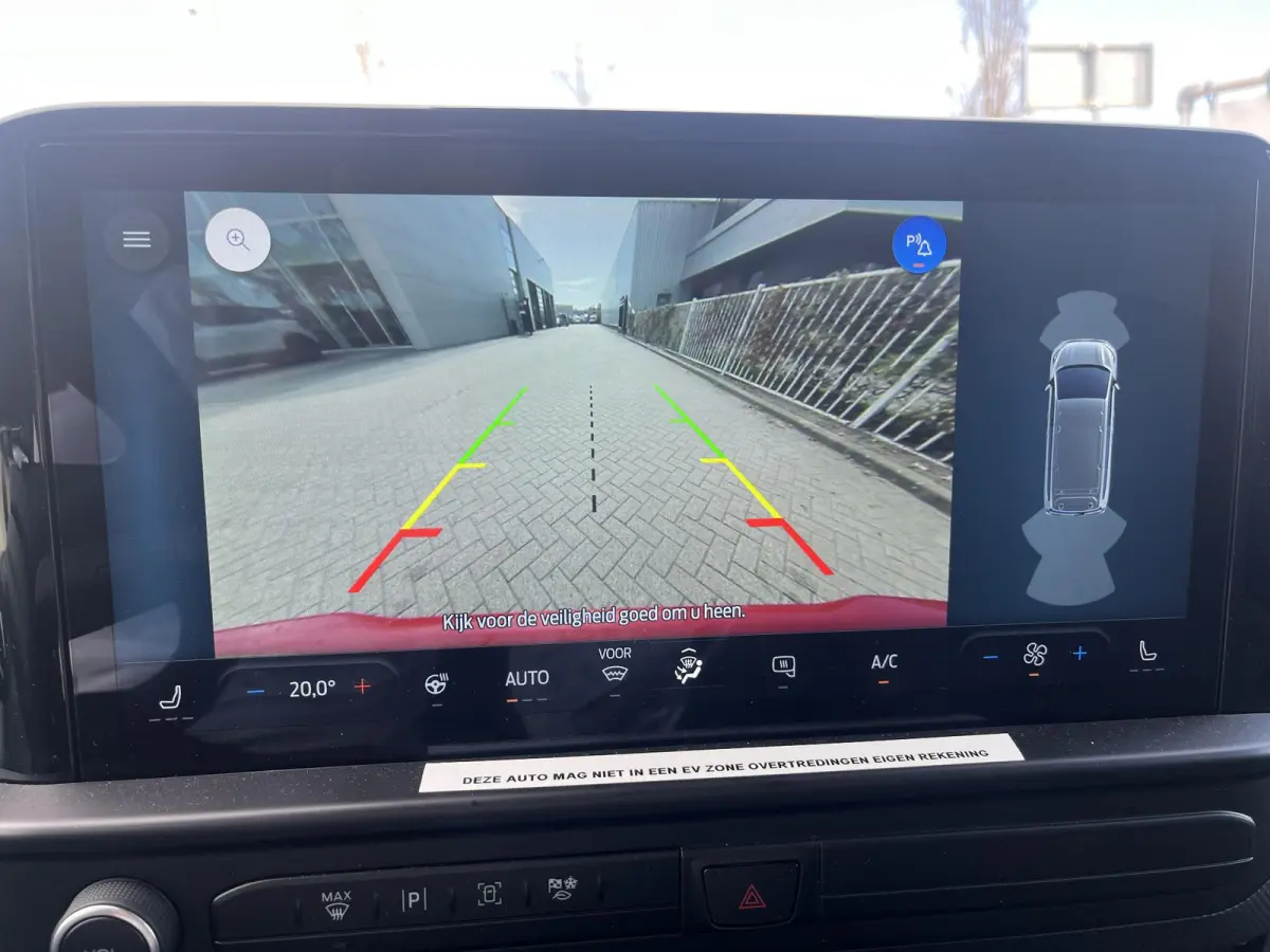 320 2.5 PHEV L2H1 Limited | TREKHAAK | ADAPTIVE CRUISE CONTROL | LM VELGEN | NAVI | CARPLAY | STOEL, STUUR EN VOORRUITVERWARMING |