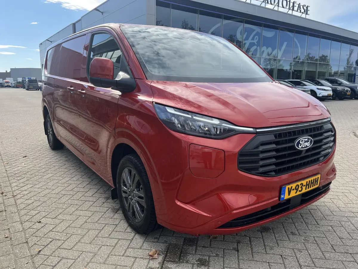 320 2.5 PHEV L2H1 Limited | TREKHAAK | ADAPTIVE CRUISE CONTROL | LM VELGEN | NAVI | CARPLAY | STOEL, STUUR EN VOORRUITVERWARMING |