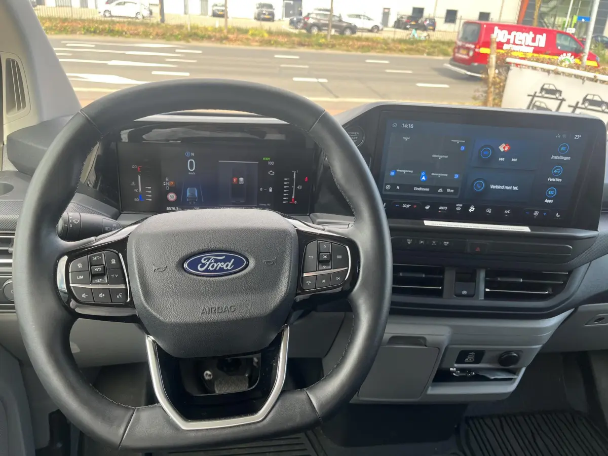 320 2.5 PHEV L2H1 Limited | TREKHAAK | ADAPTIVE CRUISE CONTROL | LM VELGEN | NAVI | CARPLAY | STOEL, STUUR EN VOORRUITVERWARMING |