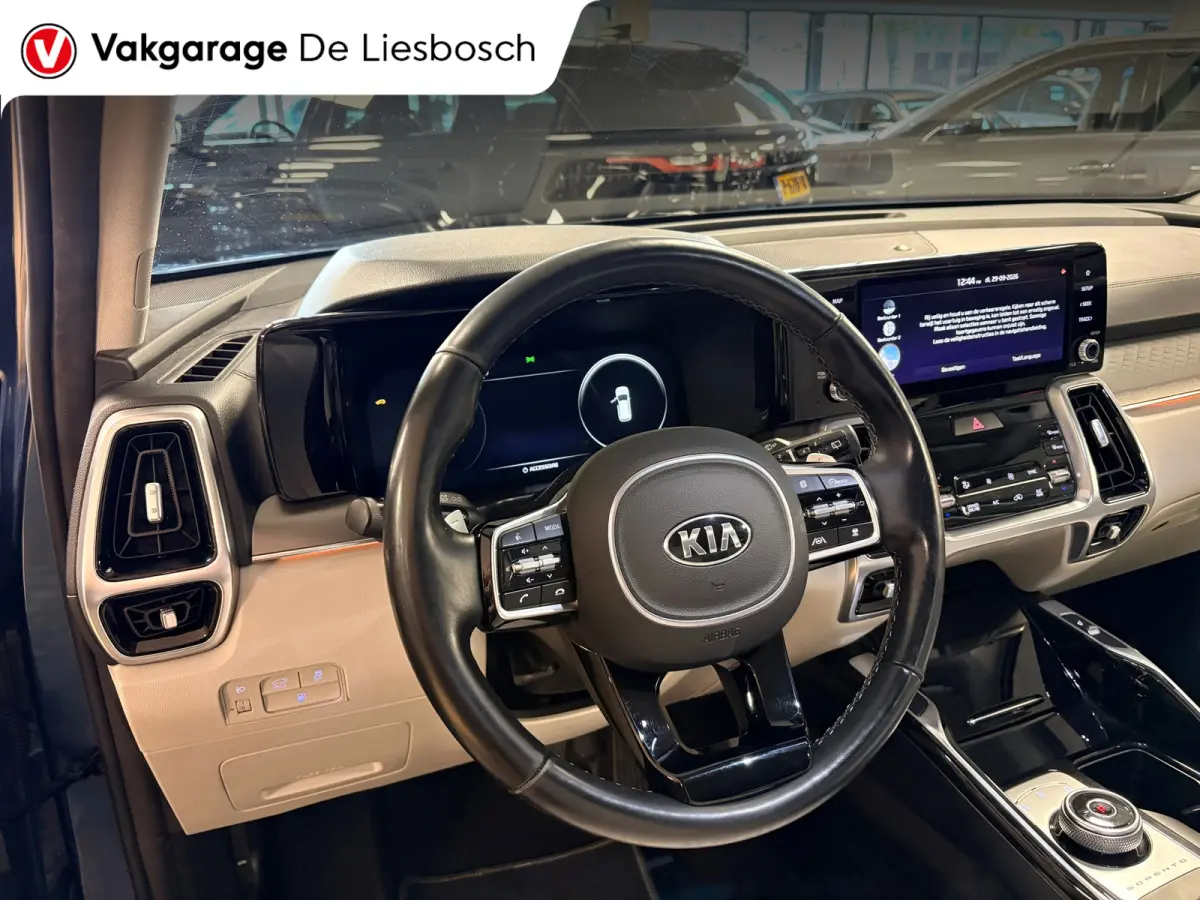 1.6 T-GDI Plug-in Hybrid 4WD DynamicLine 7persoons / Panoramadak / camera / leder / stoel en stoelverwarming