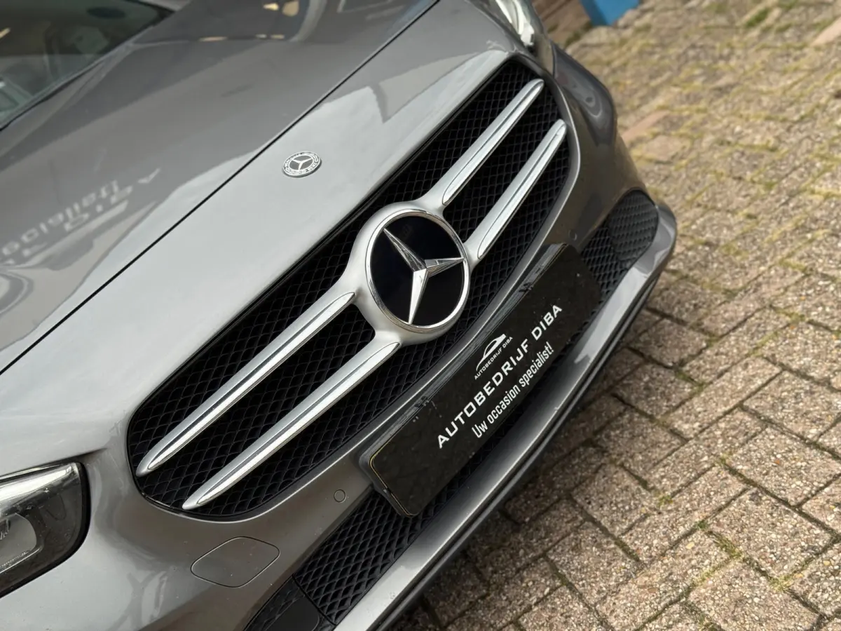 180 Launch Edition Premium 2020 AUT