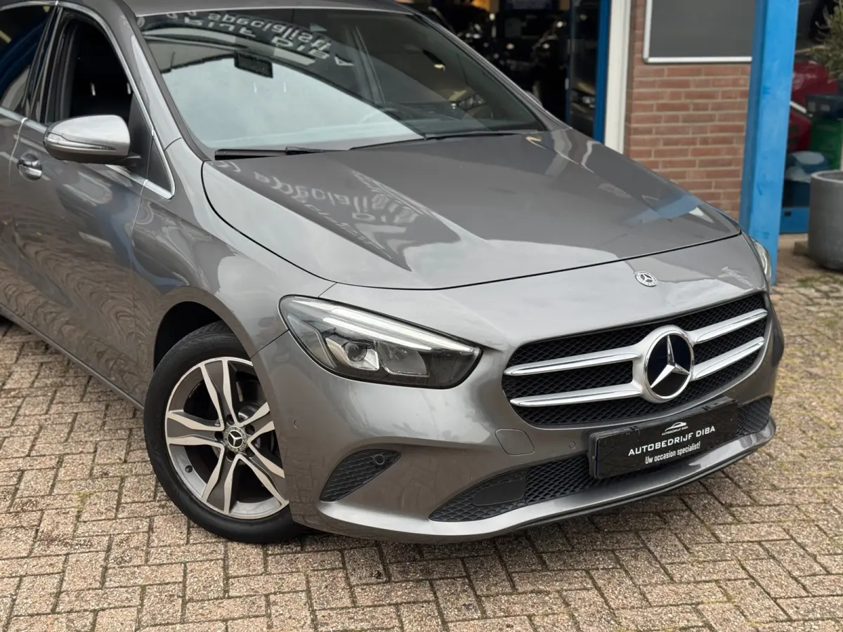 180 Launch Edition Premium 2020 AUT