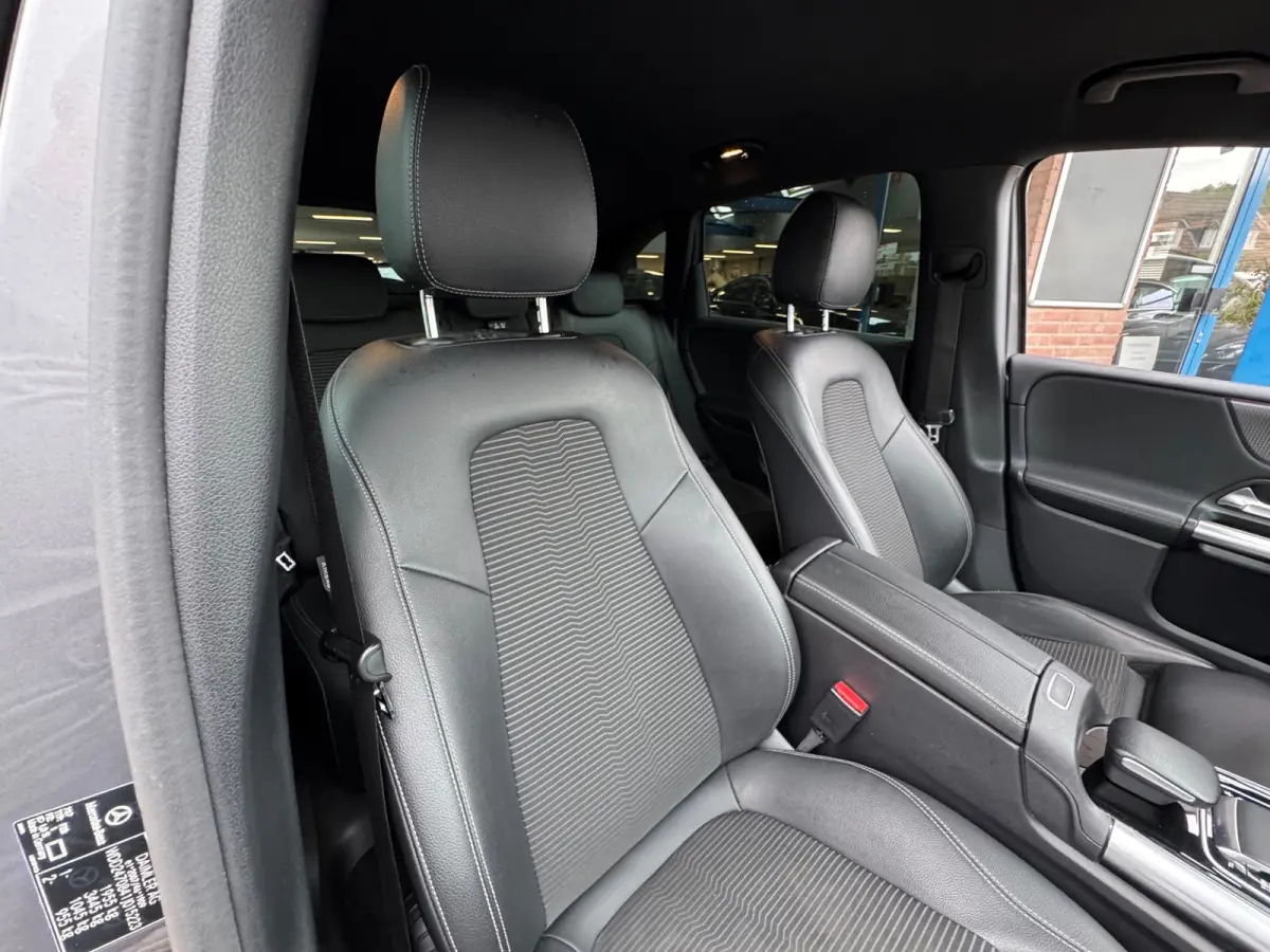 180 Launch Edition Premium 2020 AUT