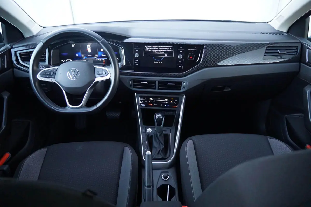 1.0 TSI 95pk DSG Life Edition | Navigatie | Achteruitrijcamera | Keyless