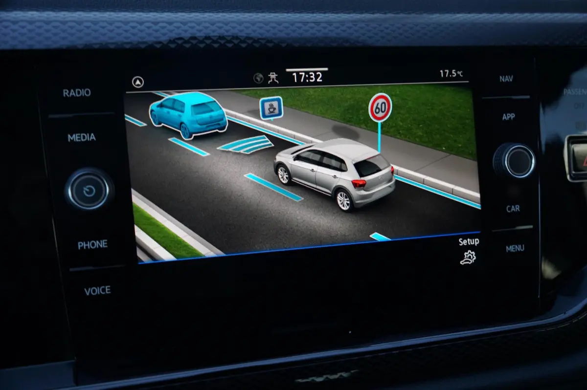 1.0 TSI 95pk DSG Life Edition | Navigatie | Achteruitrijcamera | Keyless