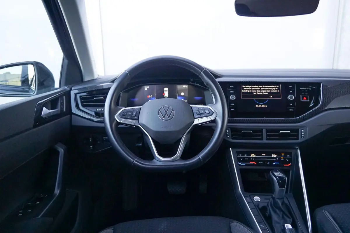 1.0 TSI 95pk DSG Life Edition | Navigatie | Achteruitrijcamera | Keyless