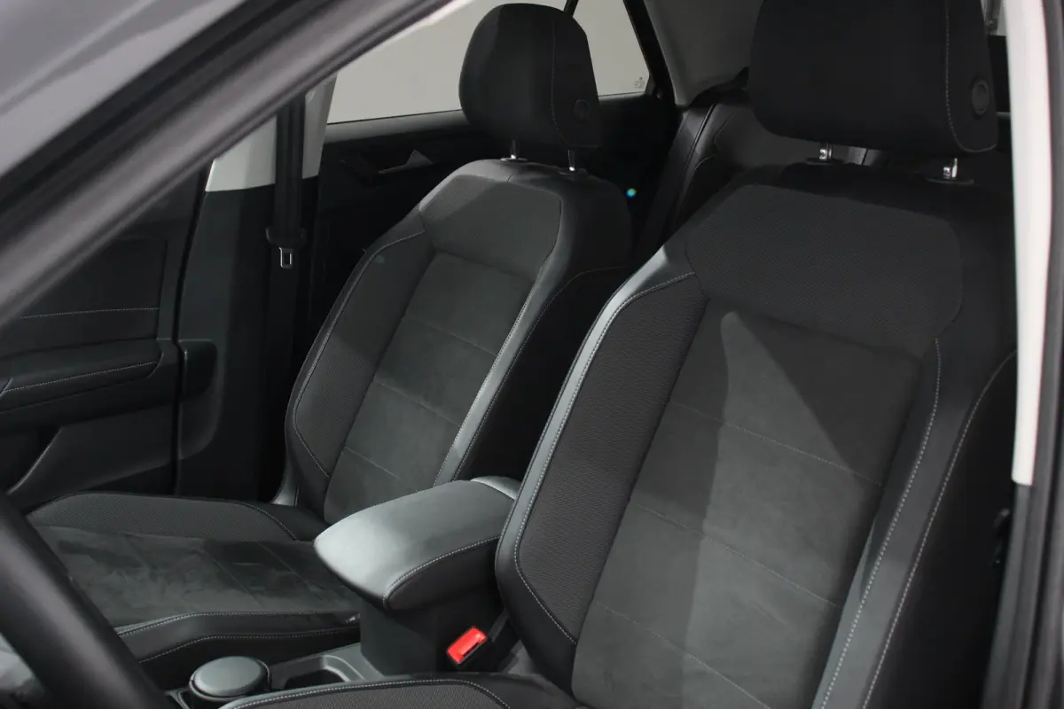 1.5 TSI DSG Style Navigatie Apple Carplay / Android Auto Climate Control Led Digitale Cockpit Adaptive Cruise Control Trekhaak