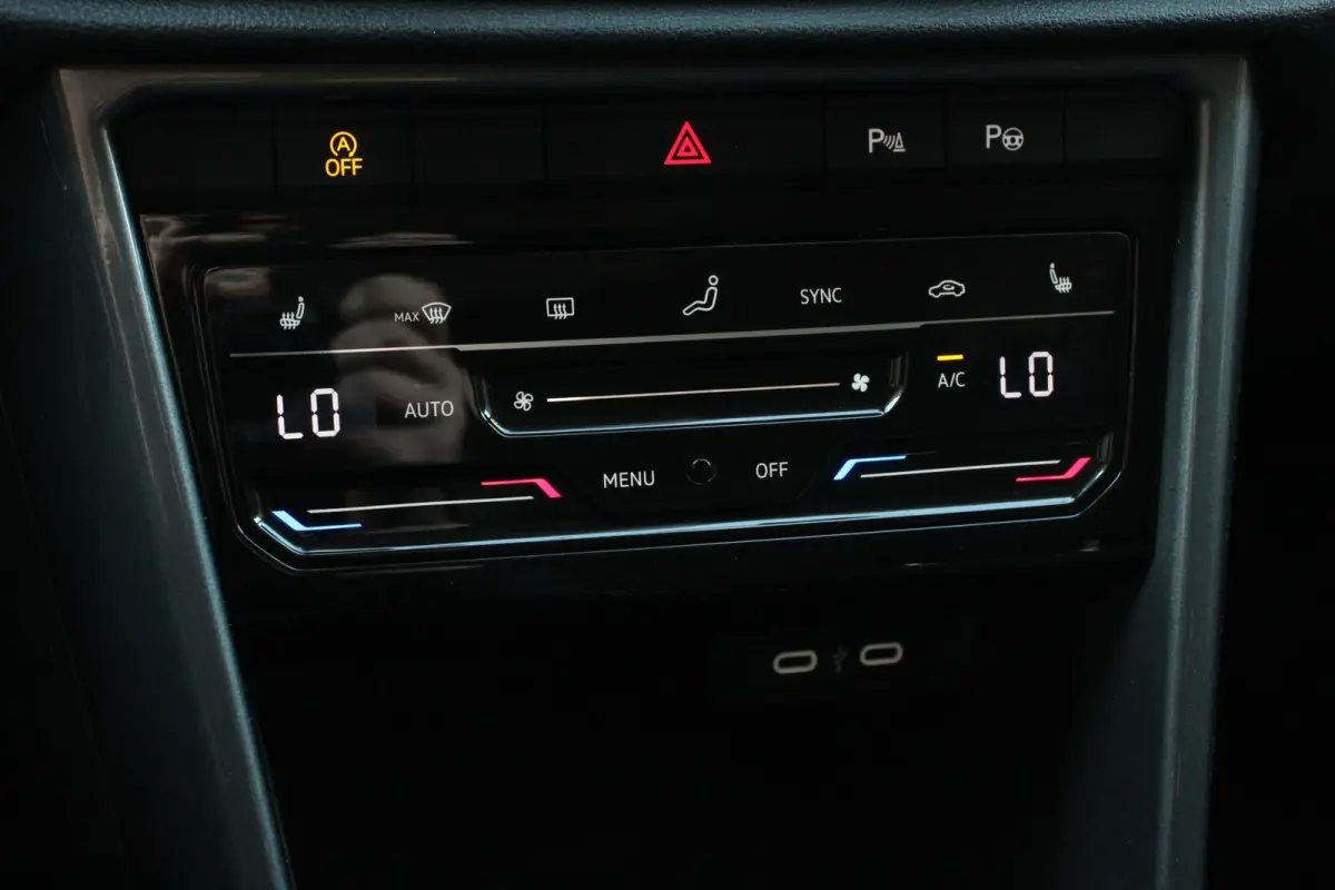 1.5 TSI DSG Style Navigatie Apple Carplay / Android Auto Climate Control Led Digitale Cockpit Adaptive Cruise Control Trekhaak