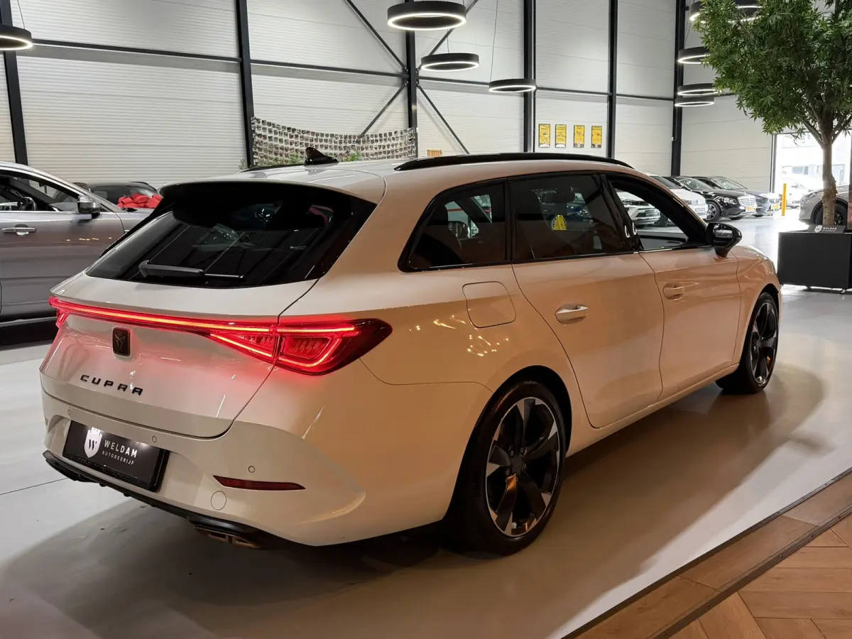 1.4 e-Hybrid VZ Copper 94%SOH 245PK Garantie|BTW|ACC|Elect Trekhaak|Sfeerverl|Virtual Cockpit|Navi|CarPlay