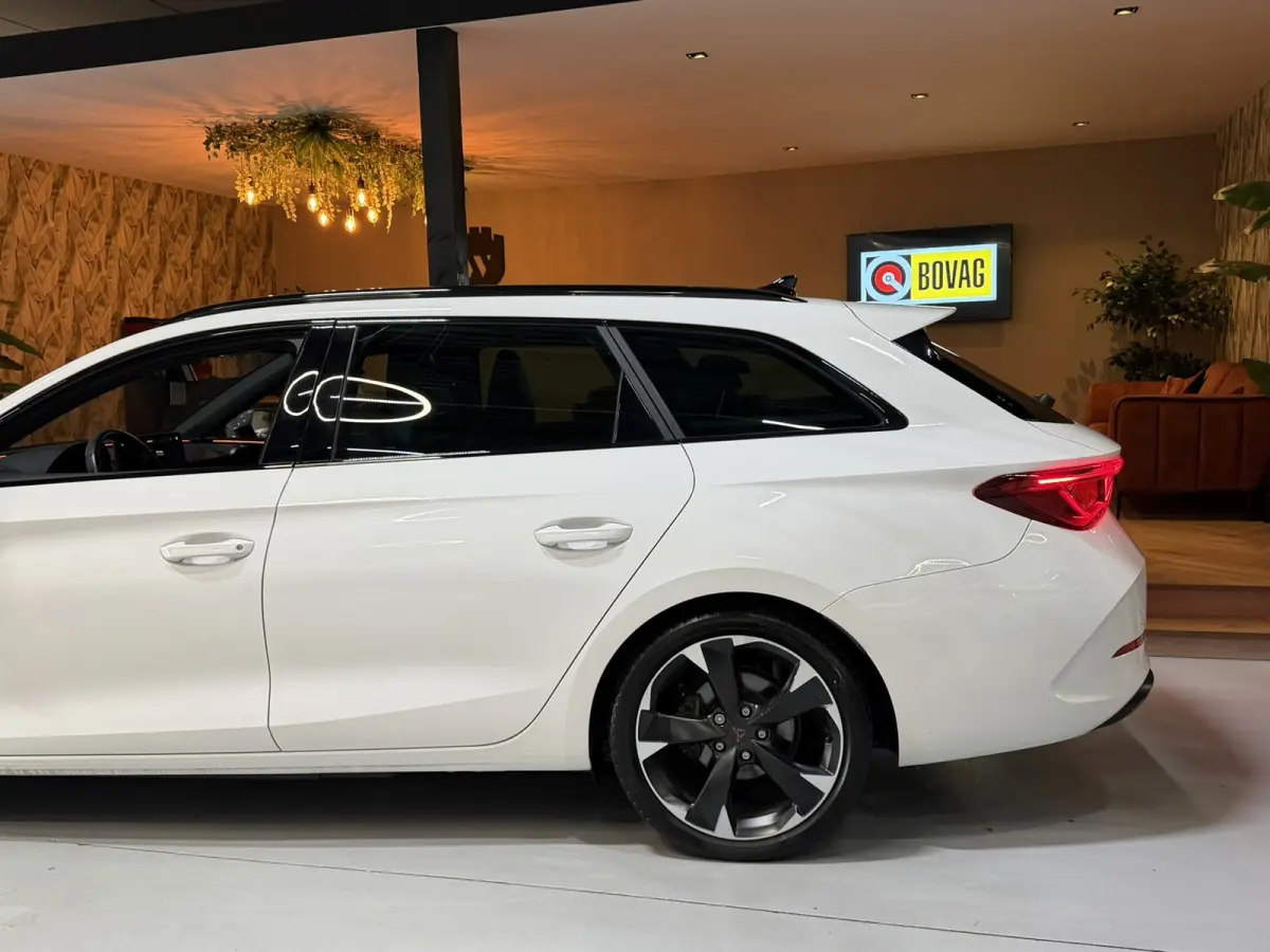 1.4 e-Hybrid VZ Copper 94%SOH 245PK Garantie|BTW|ACC|Elect Trekhaak|Sfeerverl|Virtual Cockpit|Navi|CarPlay