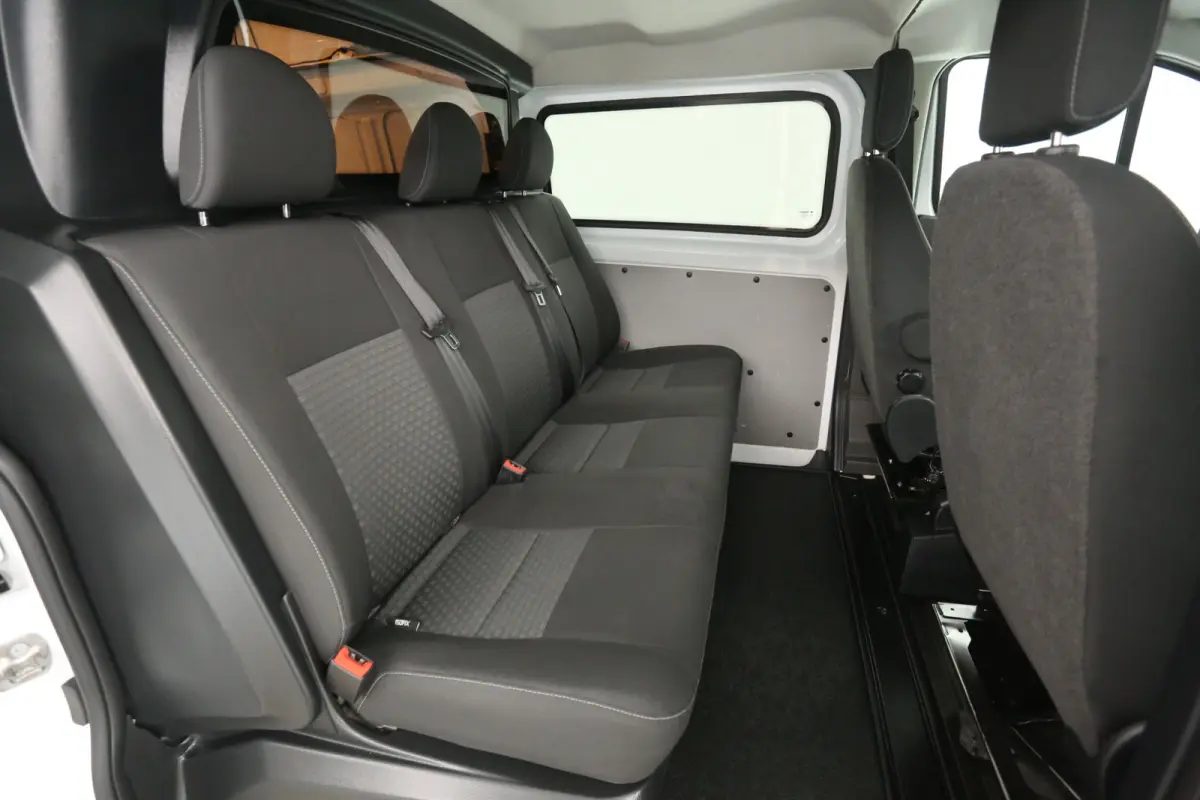 2.0 TDCI L2H2 | Dubbele Cabine | Airco | Cruise | 2800KG Trekgew. | Trekhaak | Parkeersens.