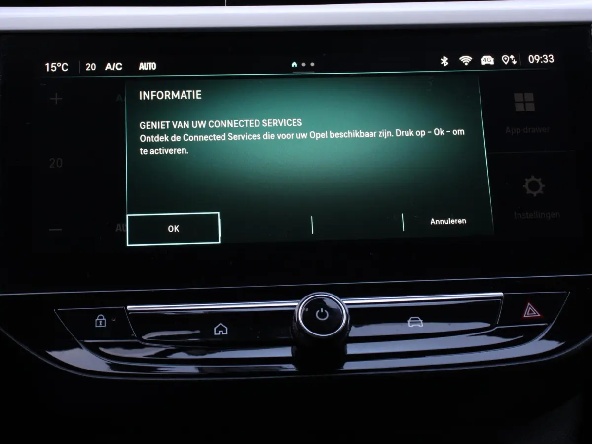 1.2 Turbo 136pk Automaat Hybrid GS Line Navigatie Apple Carplay/ Android Auto Camera Parkeersensoren Cruise Control Stoel- en stuurverwarming Lichtmetalen velgen Getinte ramen