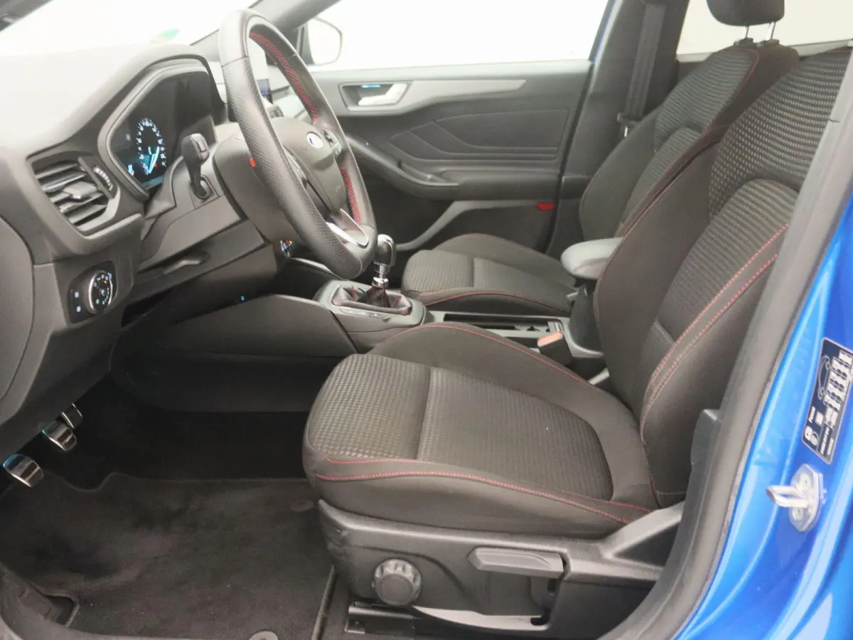 1.0 EcoBoost Hybrid ST Line Style | Navigatie | Camera | Winter Pack |