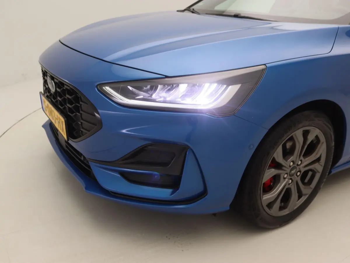 1.0 EcoBoost Hybrid ST Line Style | Navigatie | Camera | Winter Pack |