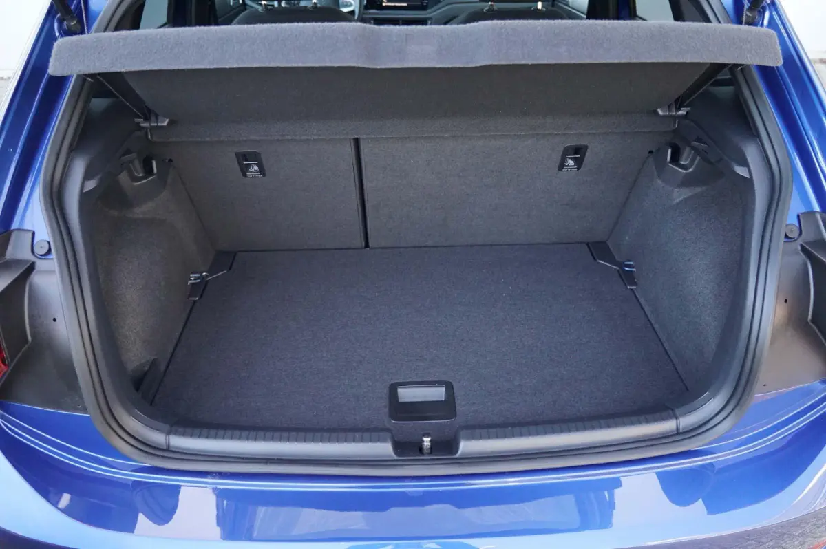 1.0 TSI 95pk R-Line Business | Panoramadak | Trekhaak | Keyless