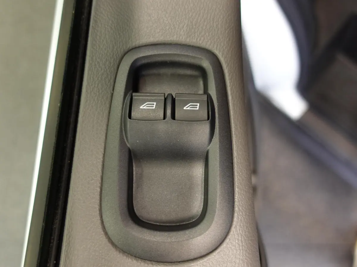 310 2.0 TDCI L2H2 Trend Automaat Airco Navigatie Bluetooth Camera Cruise Control