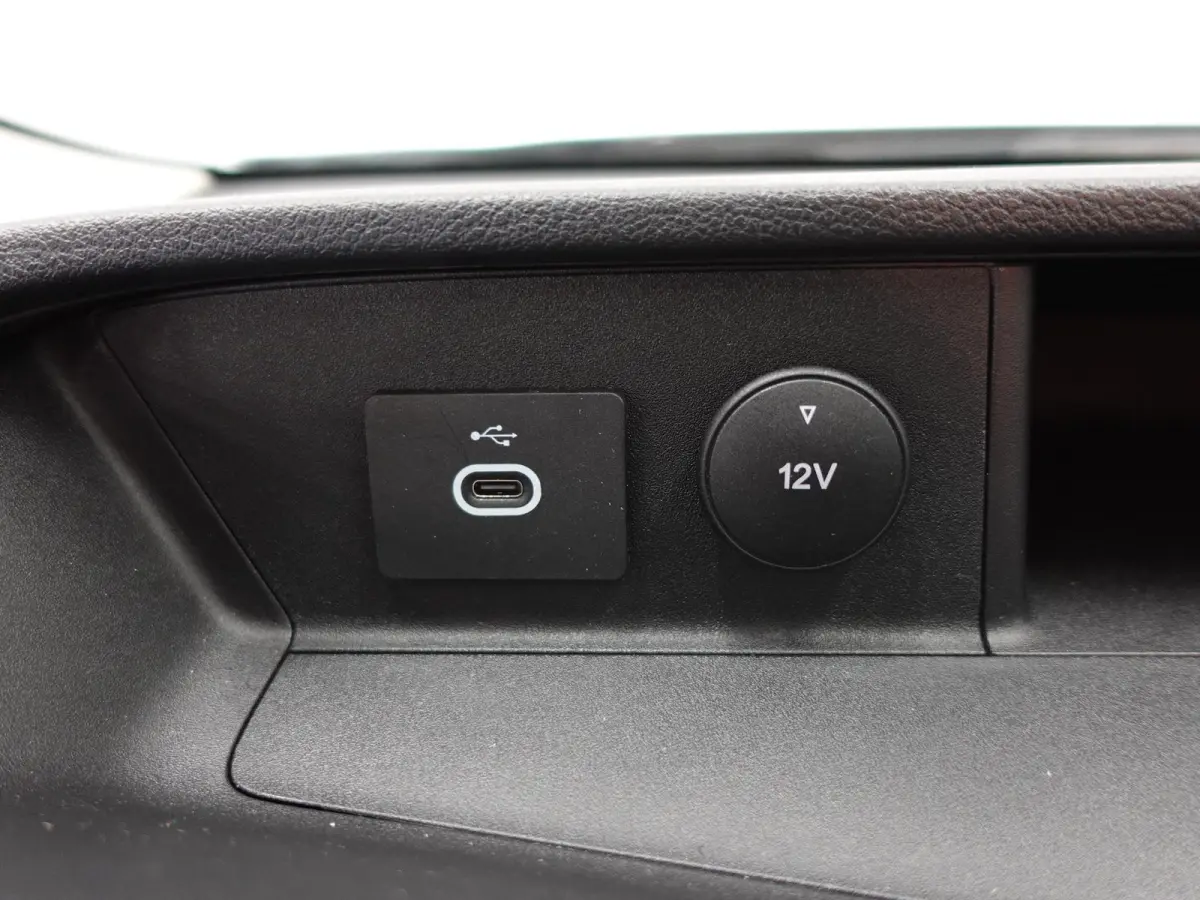 310 2.0 TDCI L2H2 Trend Automaat Airco Navigatie Bluetooth Camera Cruise Control