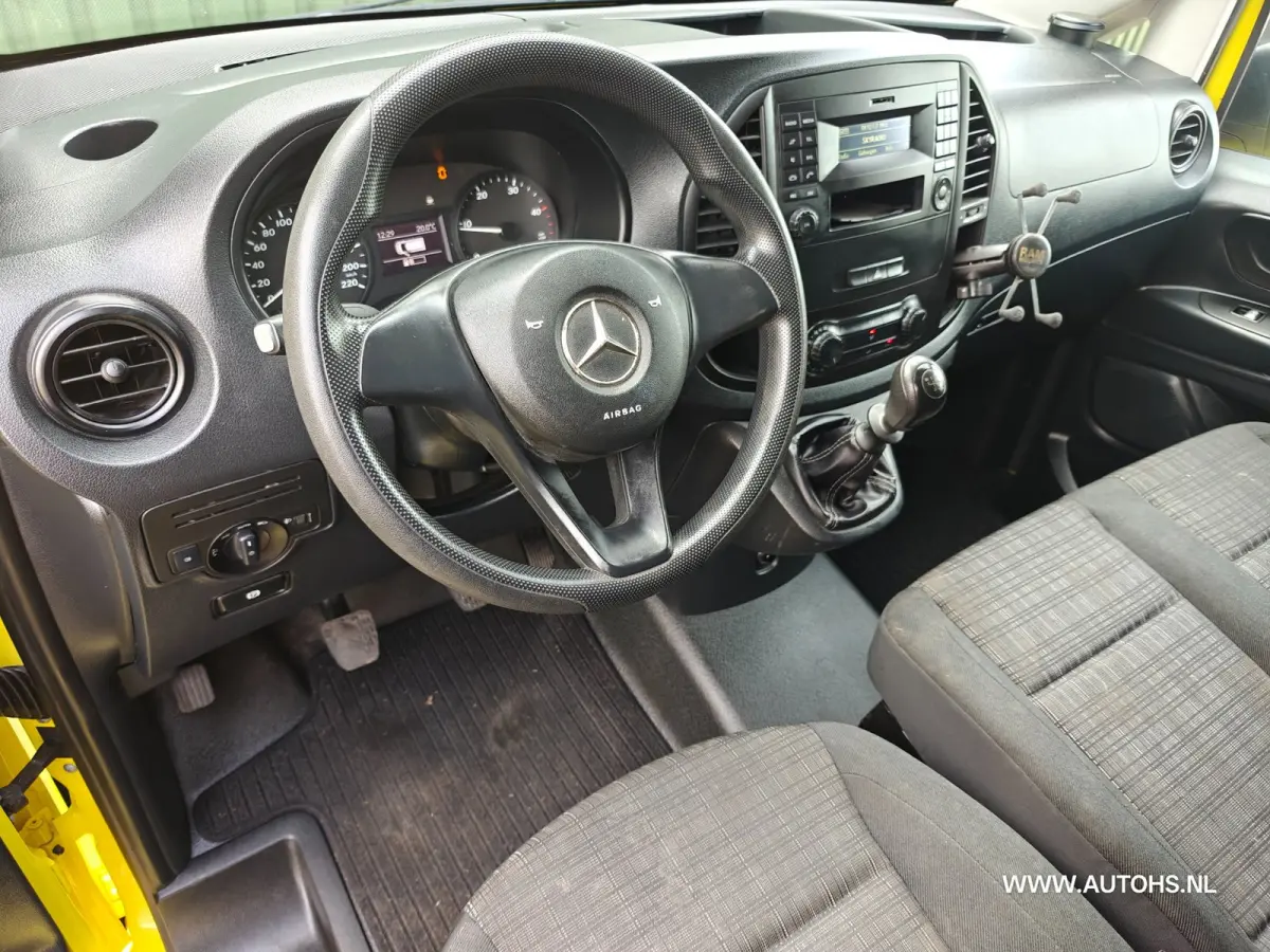 111 CDI Euro 6 , 1e Eig. Apk Aug 2027 , Airco , werkplaats inrichting , nette bus